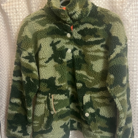 J CREW Sherpa Camo Jacket Sz S Vintage Fleece Snap Collar Pullover Cabincore - Picture 5 of 9